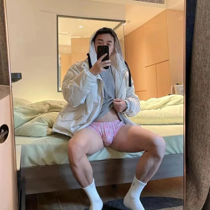 a sexy gay man in pink DM Low Rise Breathable Plaid Home Boxer Briefs - pridevoyageshop.com - gay men’s underwear and activewear